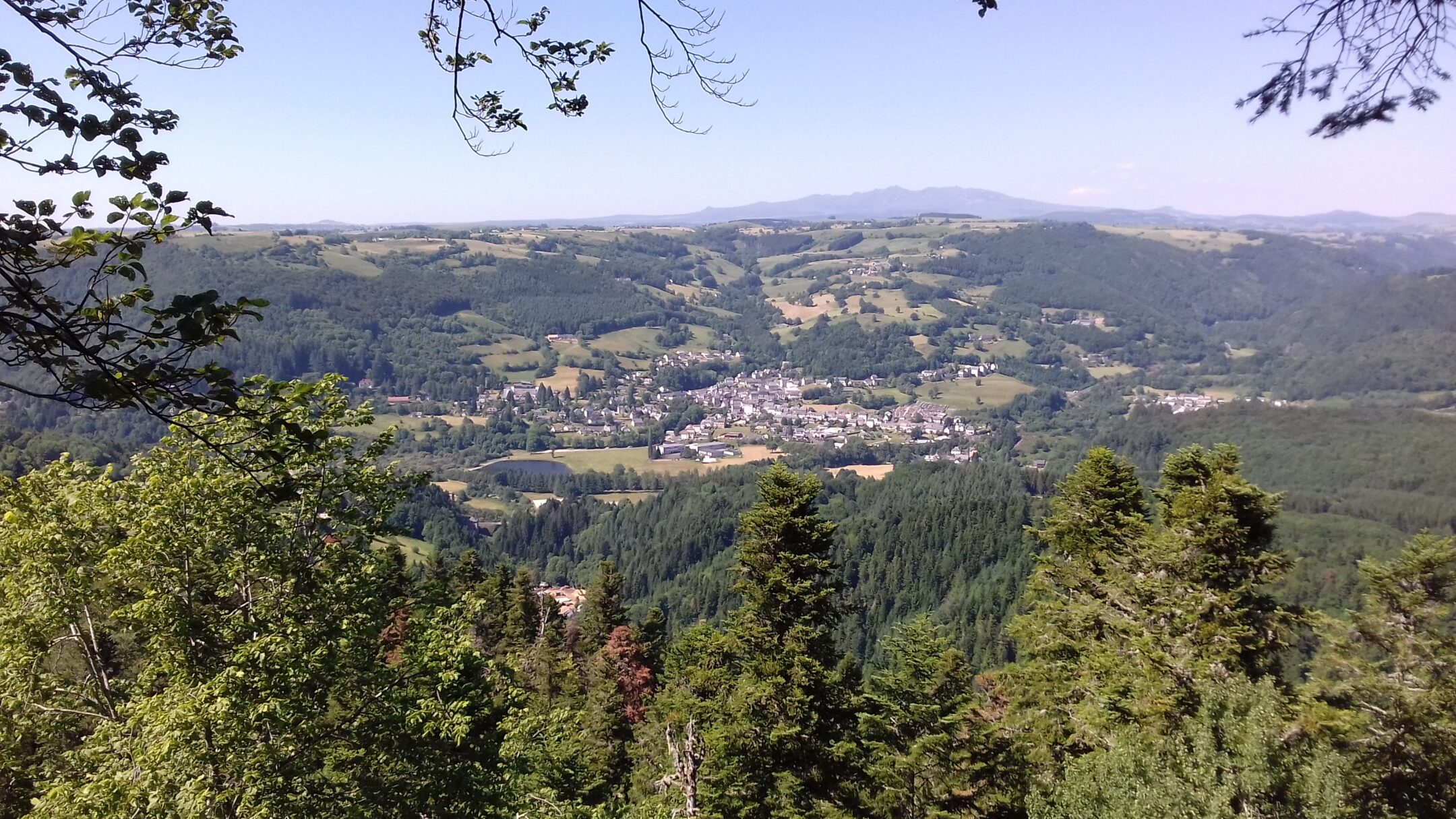 Condat, vallée cœur de volcans