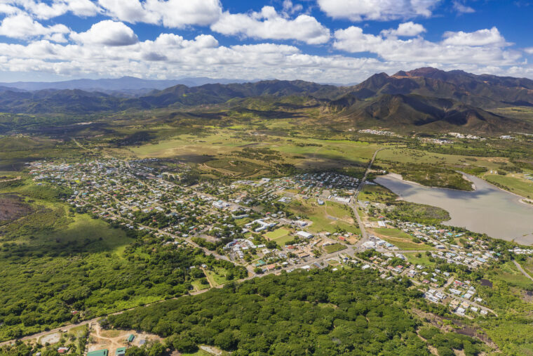 Village de Koumac, province Nord, Nouvelle-Calédonie